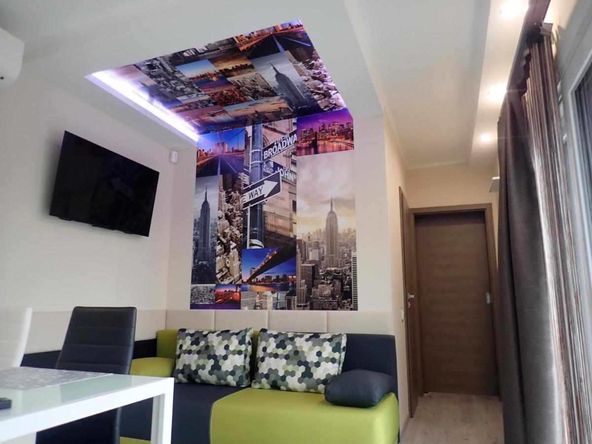 Bowery Guest Houses - Arnyas Vendeghazak Balatonalmádi Zewnętrze zdjęcie